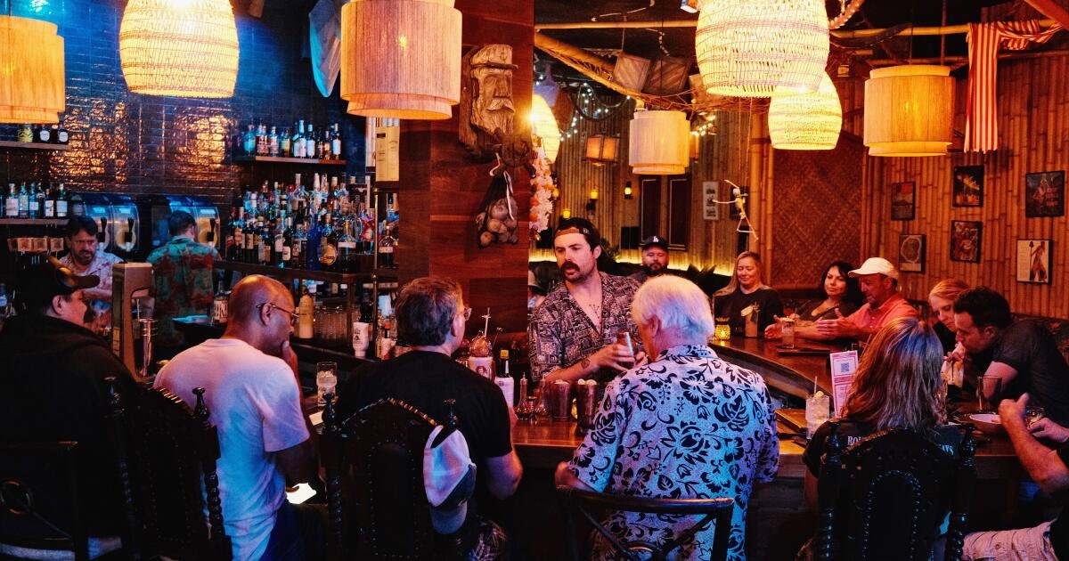 Read more about the article Best bars and coffee shops in the San Fernando Valley