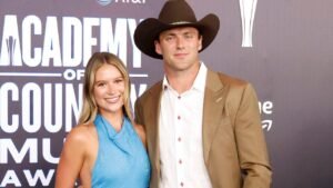 Read more about the article Raiders tight end Brock Bowers makes sure his NFL Draft star girlfriend heads into the season with a ring