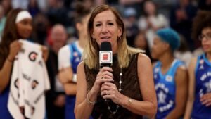 Read more about the article WNBA media predictably embarrasses itself again by ignoring Sophie Cunningham story over All-Star Weekend