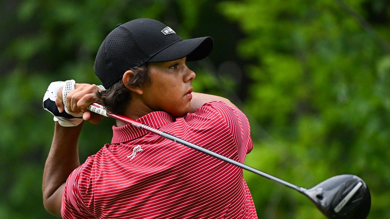 You are currently viewing Charlie Woods’ shot at the U.S. Junior Amateur ruined by clueless golf fan’s phone: ‘Really, dude?’