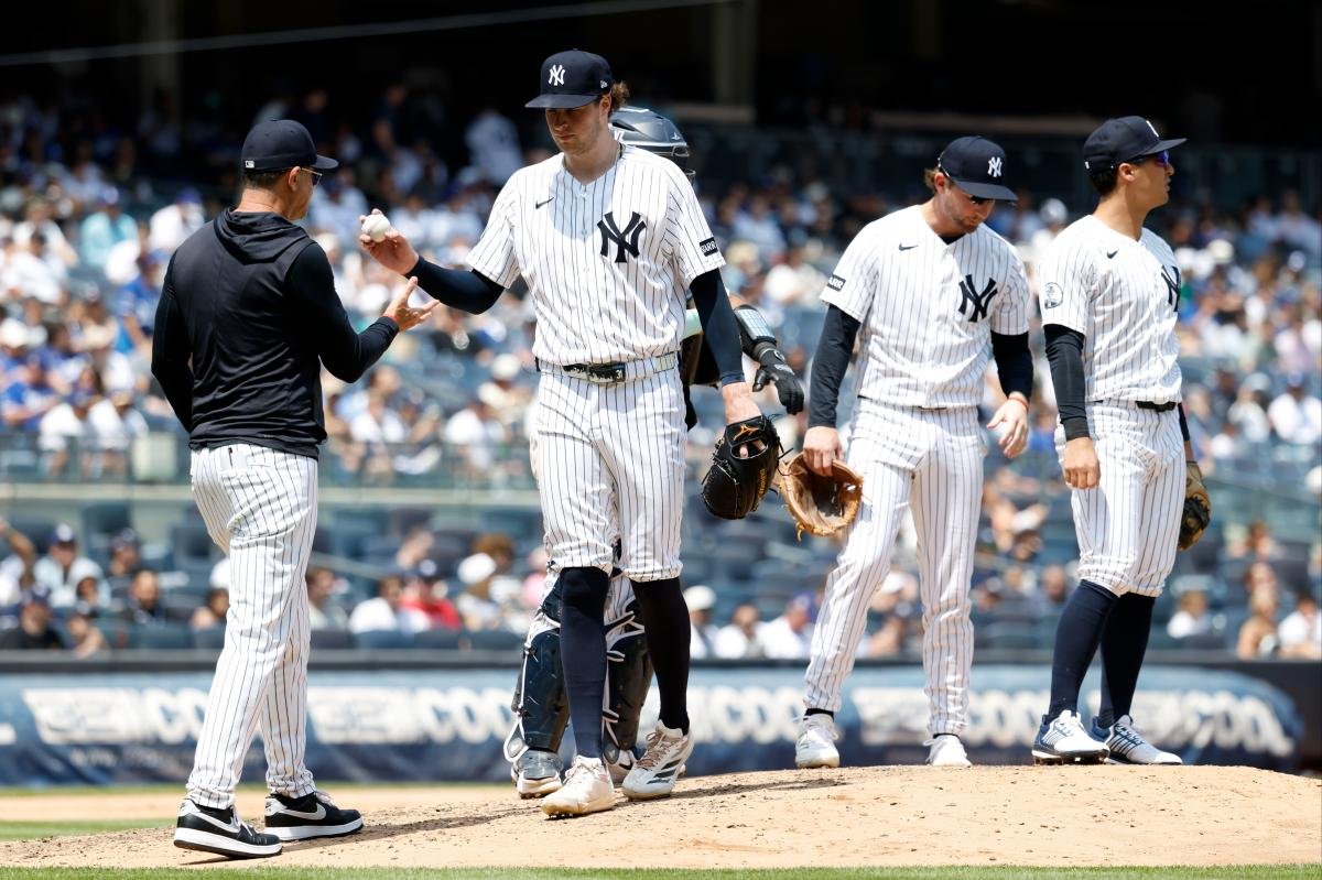 Read more about the article Yankees’ Cam Schlittler left disheartened by short outing in loss to Dodgers: ‘Not a good sign’