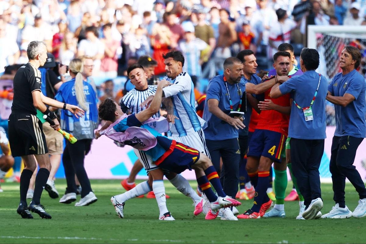 Read more about the article FIFA investigating ugly Argentina-Spain brawl after World Cup final