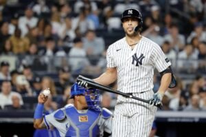 Read more about the article Giancarlo Stanton injury saga sounds nowhere near the end for Yankees