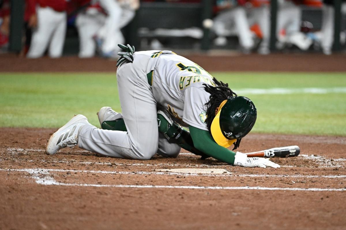 Read more about the article A’s infielder Joshua Kuroda-Grauer gets surgery for ruptured testicle after brutal foul tip