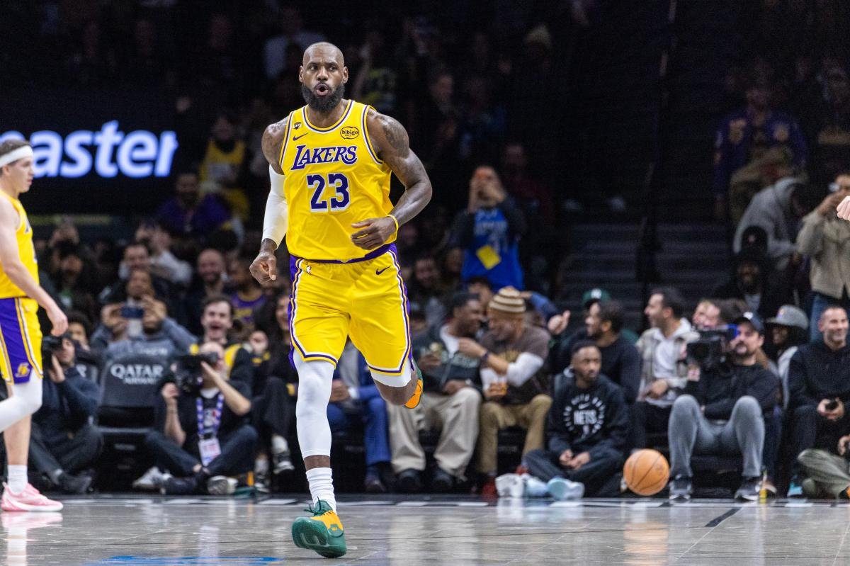 You are currently viewing Did a YouTube account spoil LeBron James’ free agency decision?