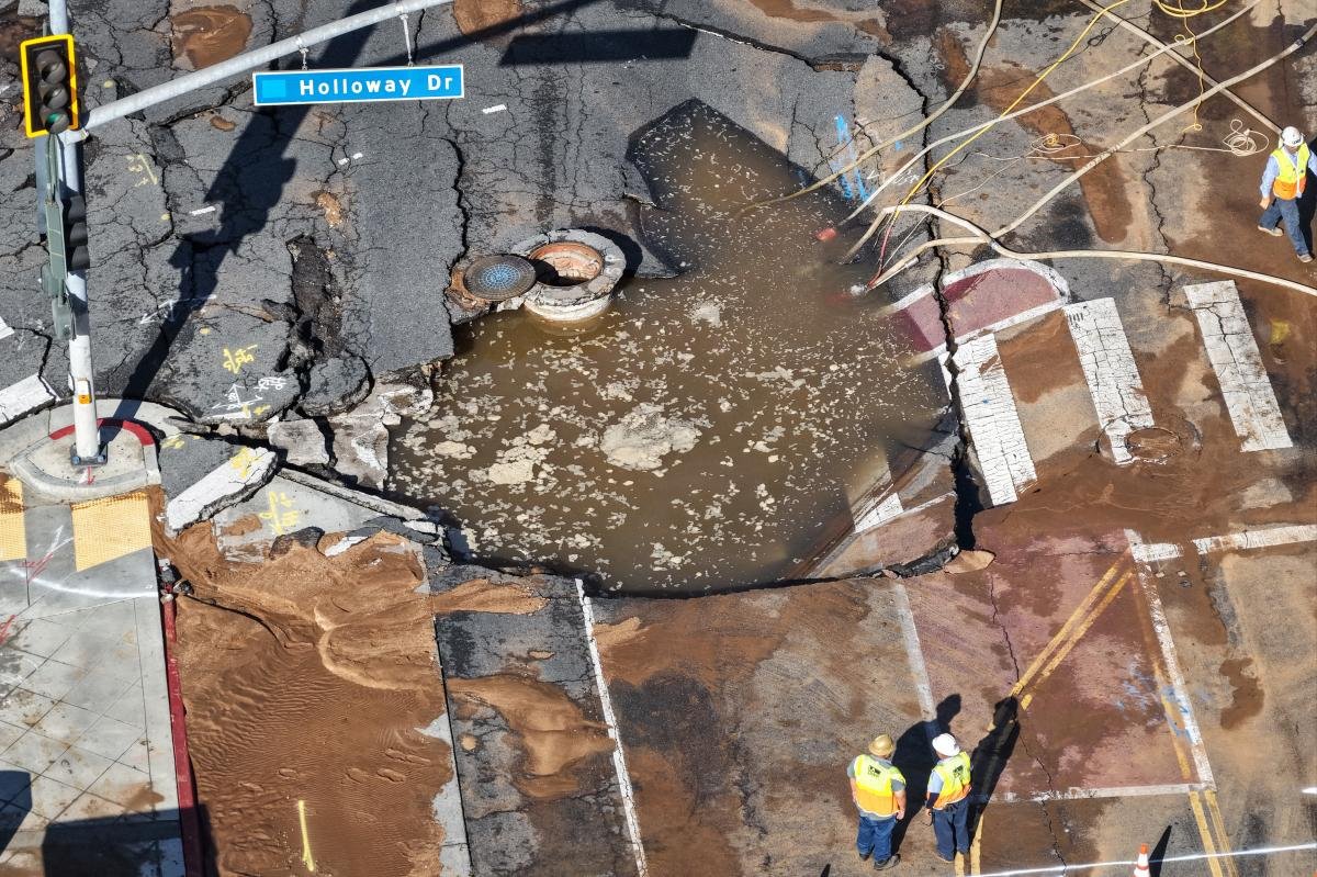 You are currently viewing LA’s burst water mains are result of city leaders’ unforgivable neglect
