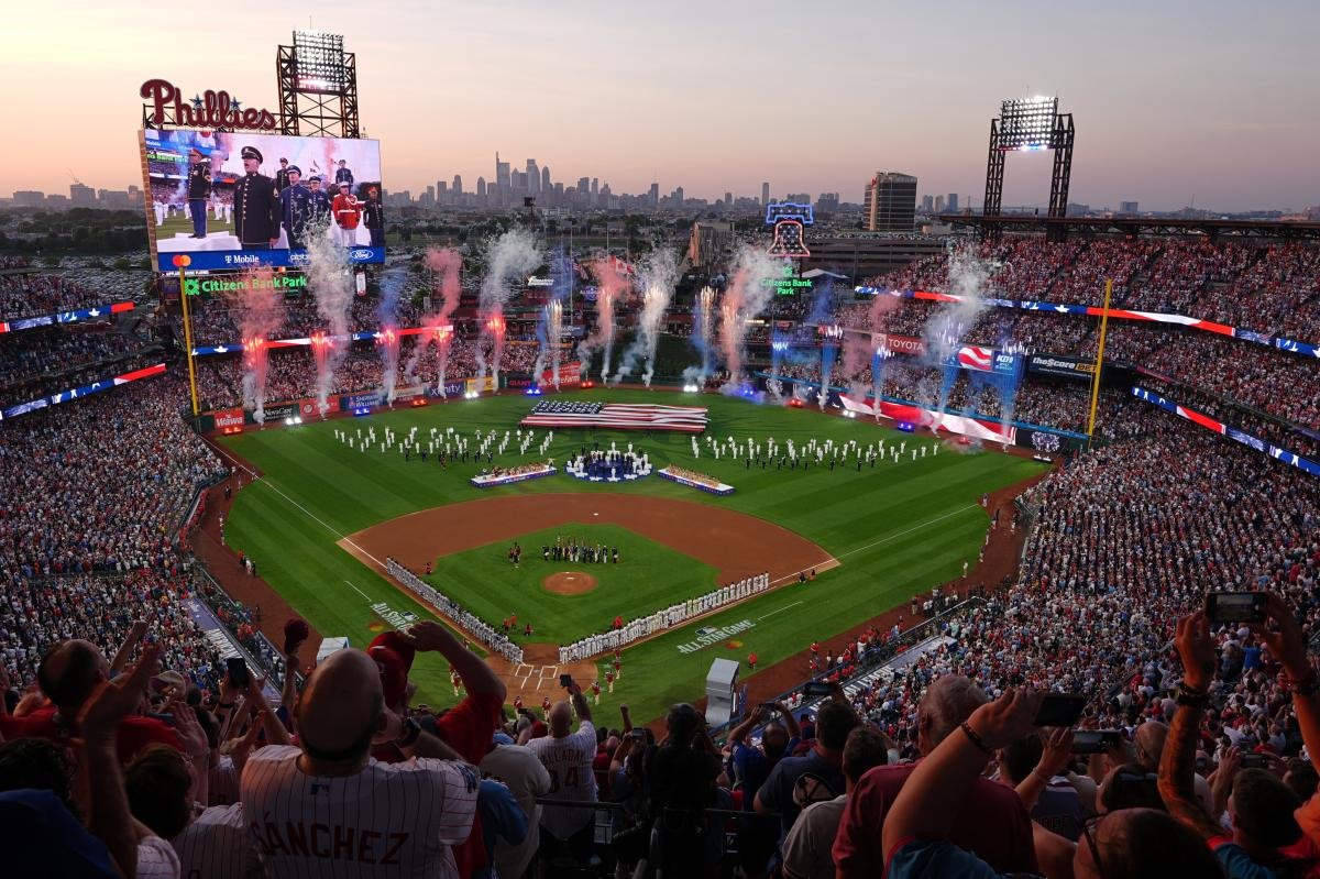 Read more about the article Stand for the anthem and more: Letters to the Editor — July 26, 2026