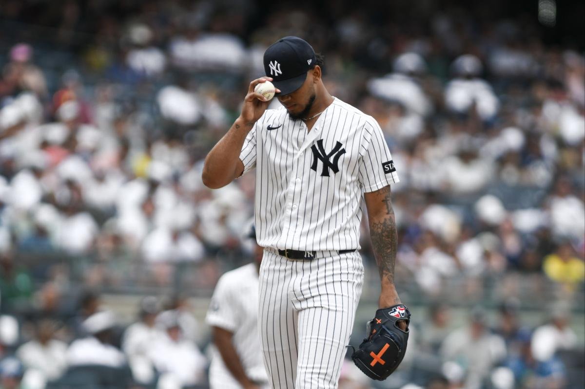 You are currently viewing Yankees not yet ready to ‘cast off’ struggling Camilo Doval nearly one year after brutal deadline deal