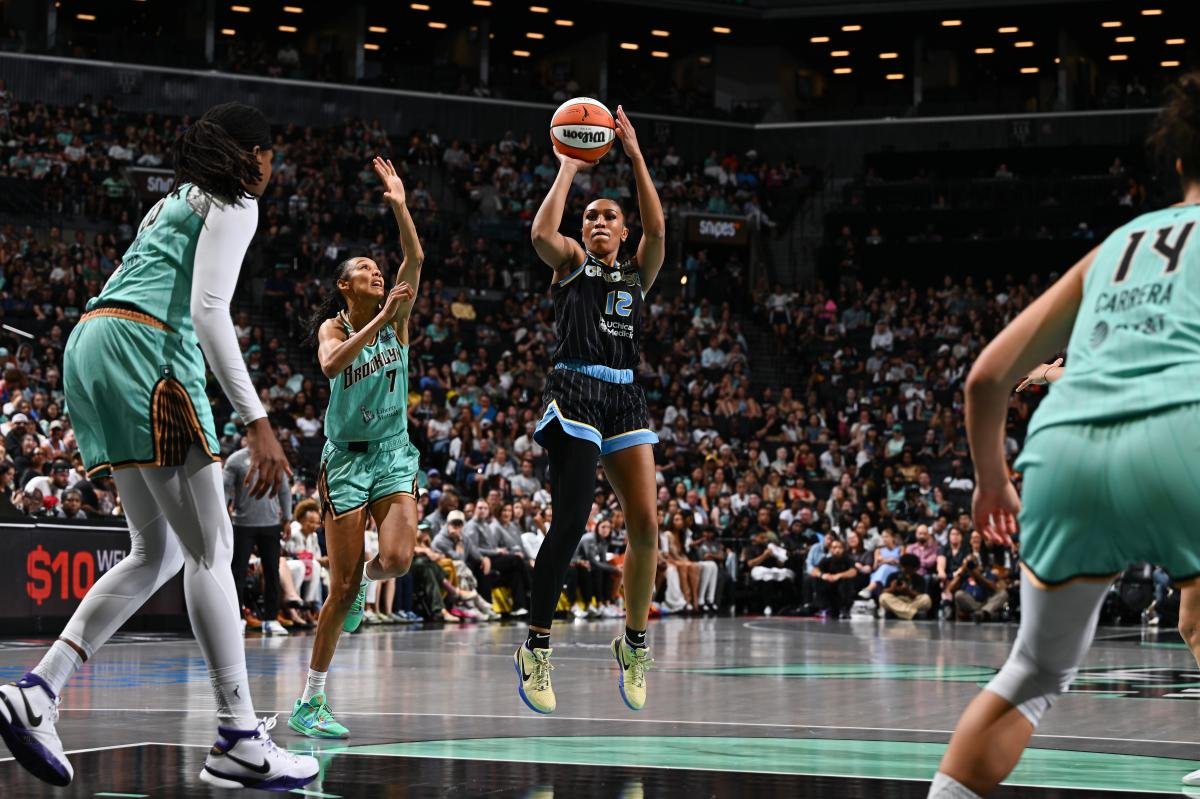 You are currently viewing Liberty’s perimter defense faltering without injured duo