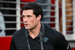 Read more about the article Luke Kuechly wins job as Netflixâs No. 1 game analyst