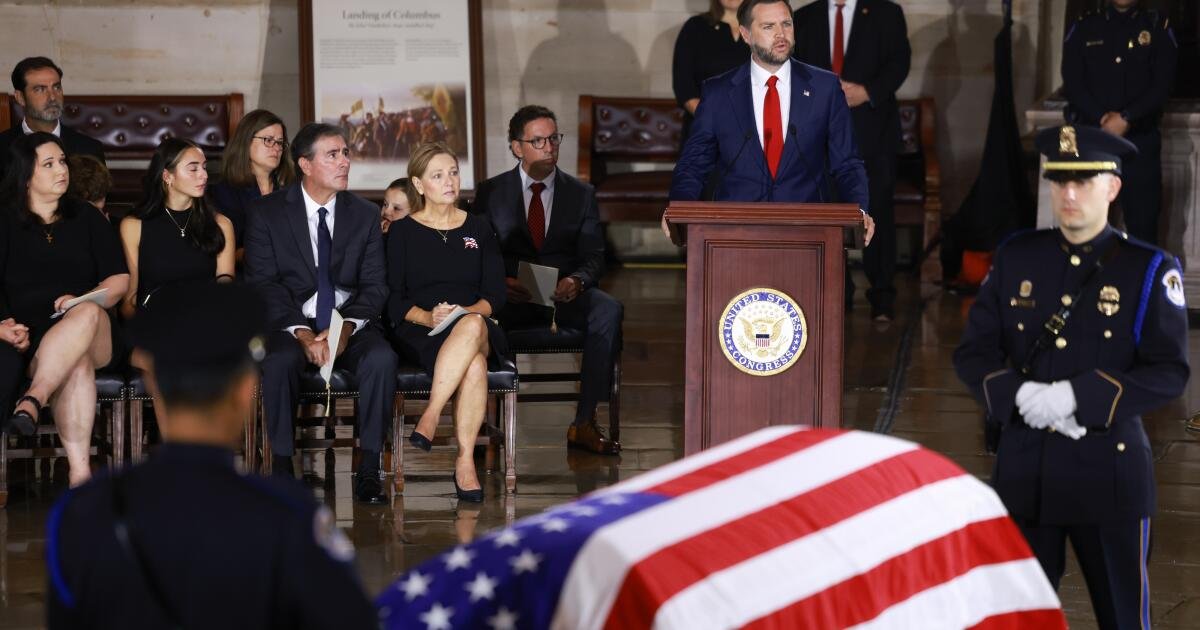 You are currently viewing Lindsey Graham eulogized as an ‘American original’ at services drawing world leaders in Washington