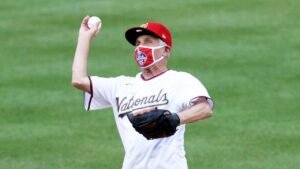 Read more about the article Anthony Fauci delivered one of the worst first pitches in baseball history six years ago