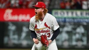 Read more about the article Chicago Cubs vs. Cardinals under 8 pick with Boyd and May starting