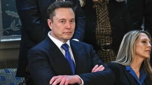 Read more about the article Elon Musk tells The Economist the media is more despised than him
