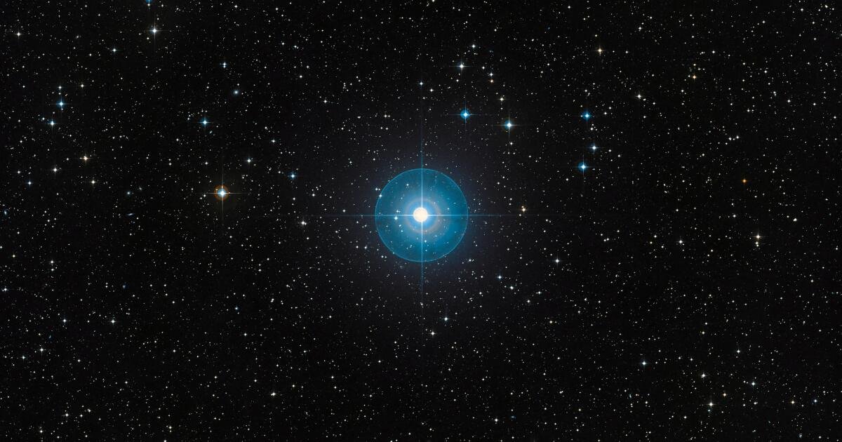 Read more about the article Faint new planet is revealed around a young star after a decade in hiding