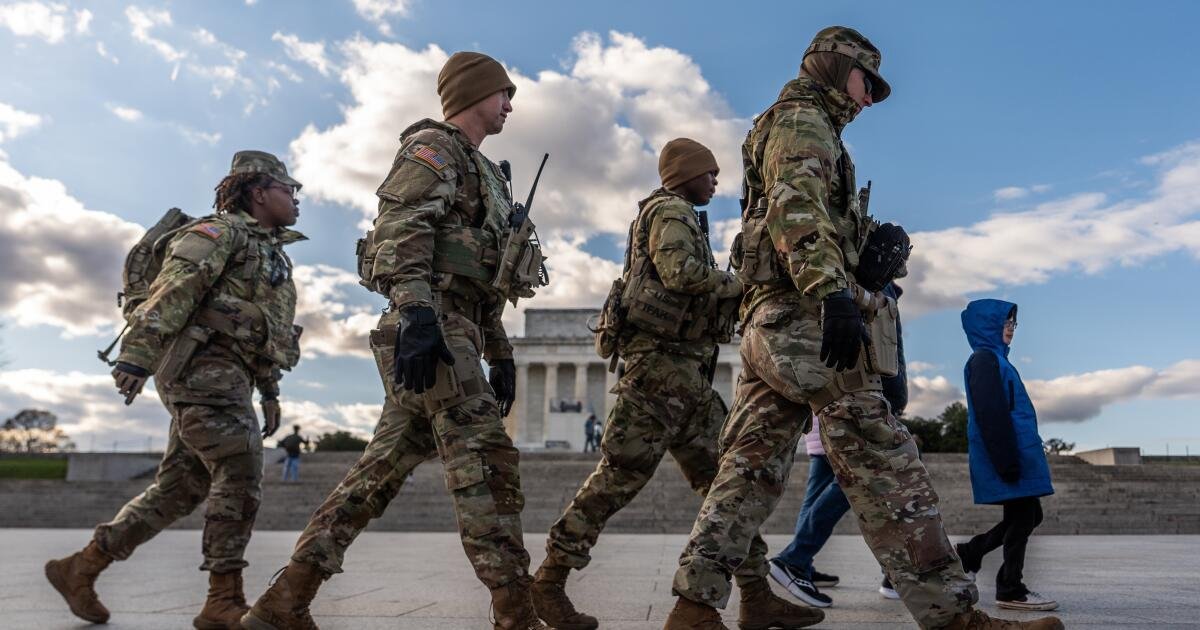 You are currently viewing Contributor: Why are 4,000 National Guard still patrolling Washington?