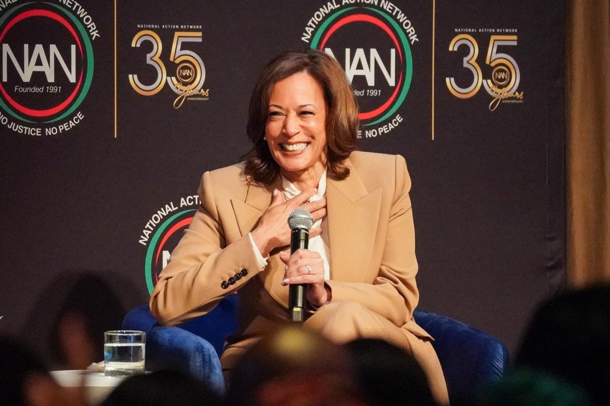 You are currently viewing Democrats can’t stop Kamala Harris â and it’s got the GOP giddy