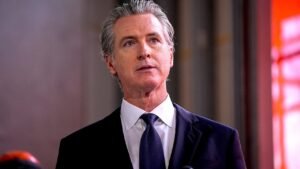 Read more about the article Gavin Newsom affair with ex-staffer detailed in Vanity Fair essay