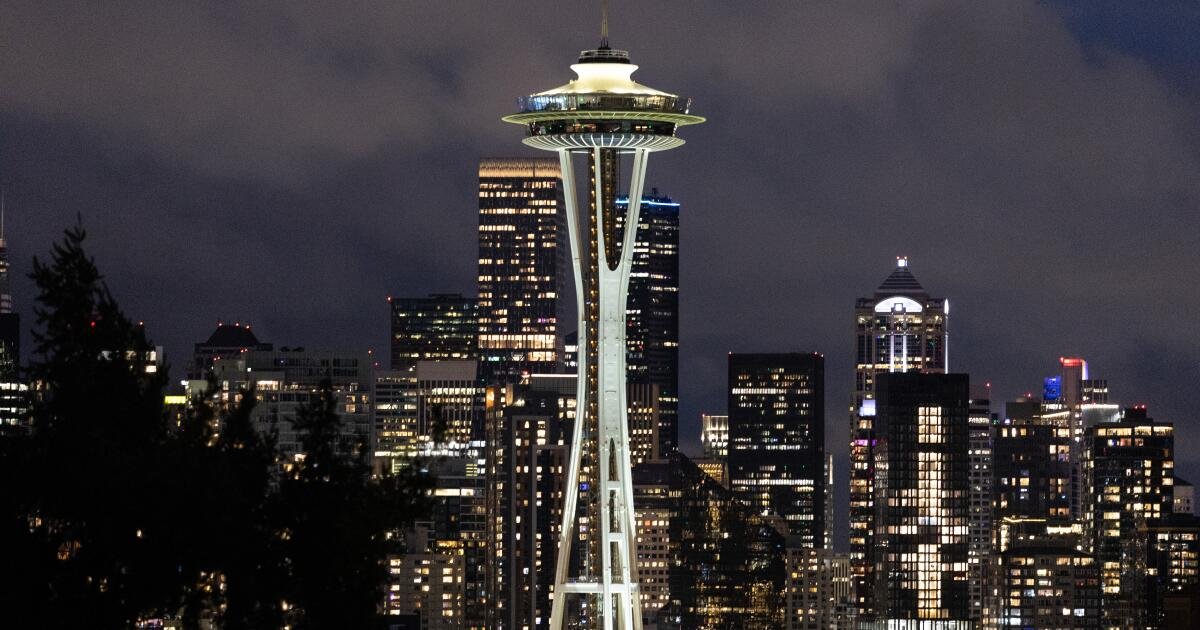 You are currently viewing Multiple people shot after gunfire breaks out near Seattle’s Space Needle