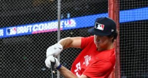 Read more about the article Dodgers’ top MLB draft pick Bo Lowrance eager to emulate Freddie Freeman, Corey Seager