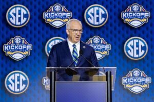 Read more about the article Greg Sankey addresses SEC breakaway talk as Michigan tries to steal spotlight with AD Warde Manuel decision