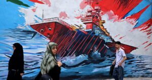 Read more about the article U.S. and Iranian attacks continue as tensions mount on a key waterway in the Red Sea