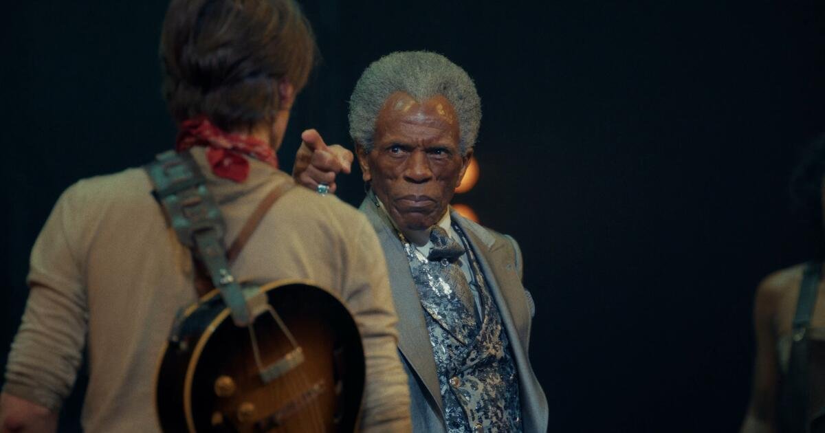Read more about the article ‘Hadestown: The Musical’ review: Original cast brings the fire
