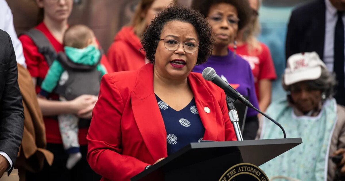 You are currently viewing California bill would let abuse victims use trauma as legal defense for violent crime
