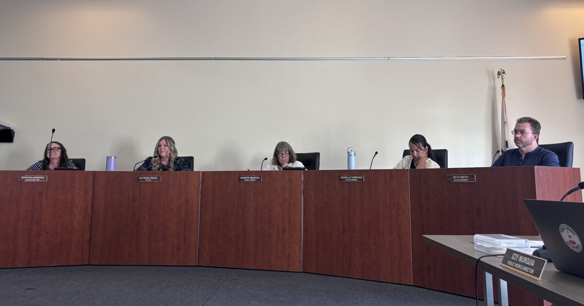 You are currently viewing Lemon Grove Council approves new tenant protections