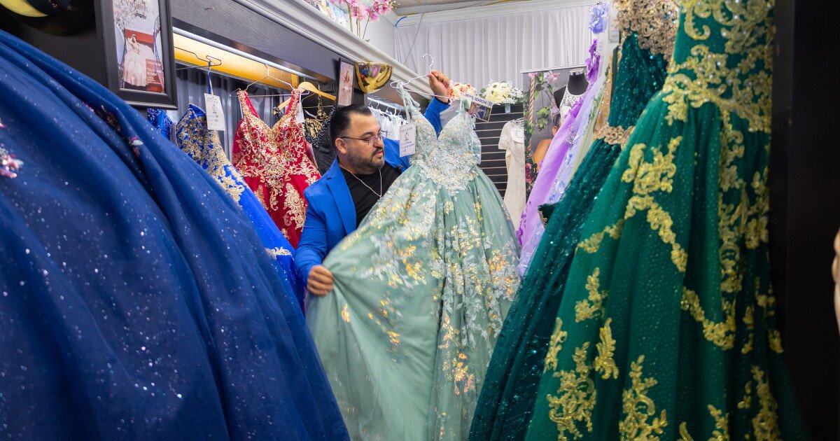 Read more about the article Inflation, border politics hit Chula Vista’s quinceañera shops