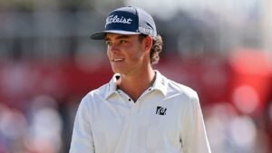 Read more about the article Jackson Koivun arrives in style, Lucas Glover takes off his shoes, and the greatest golf dad moment
