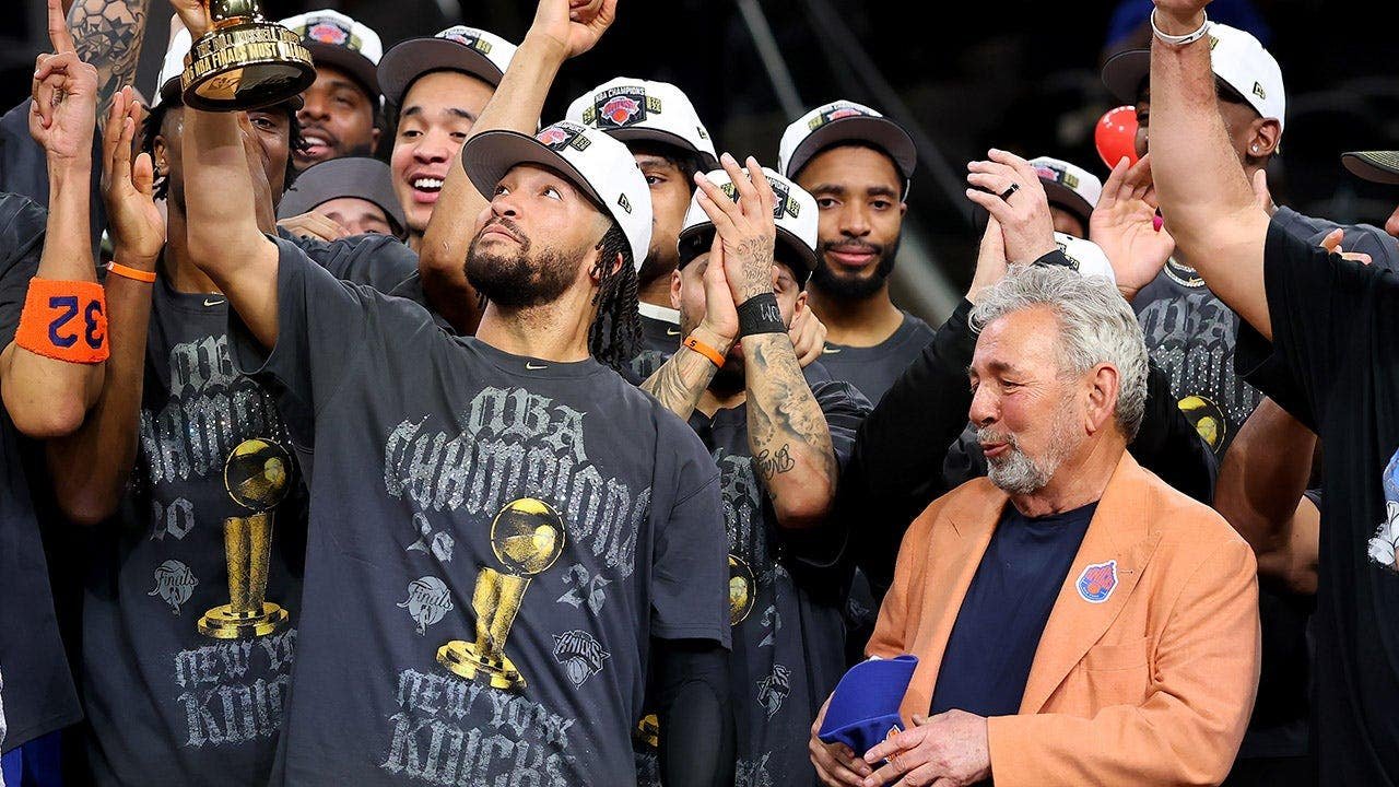 Read more about the article Jalen Brunson pushes back on James Dolan’s White House visit claim