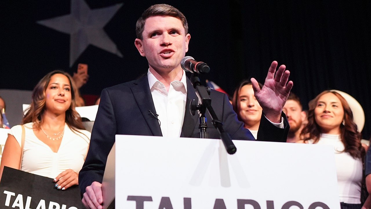 Read more about the article James Talarico’s past ICE detention comments resurface in Texas race