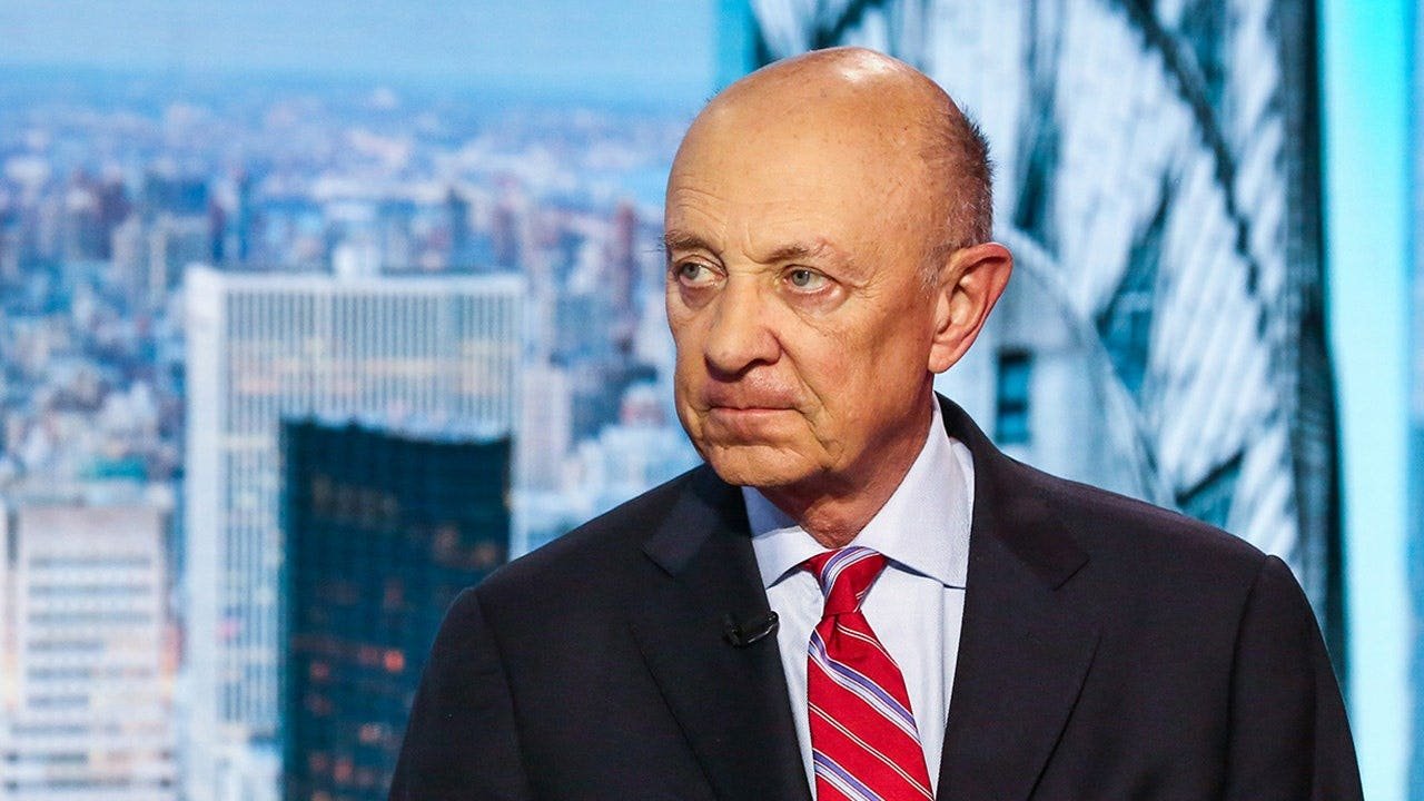 You are currently viewing James Woolsey, former director of central intelligence, dies at 84