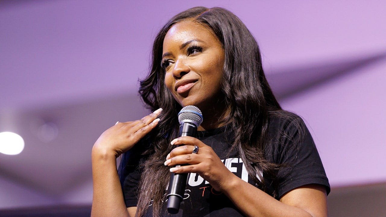 You are currently viewing Texas Rep. Jasmine Crockett tried to call Argentina racist during the World Cup and embarrassed herself