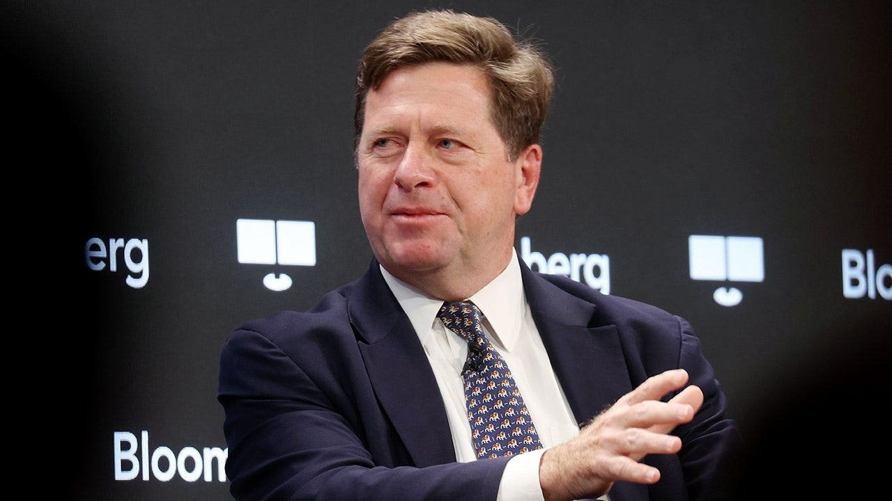You are currently viewing Jay Clayton confirmed as DNI in party-line vote replacing Gabbard