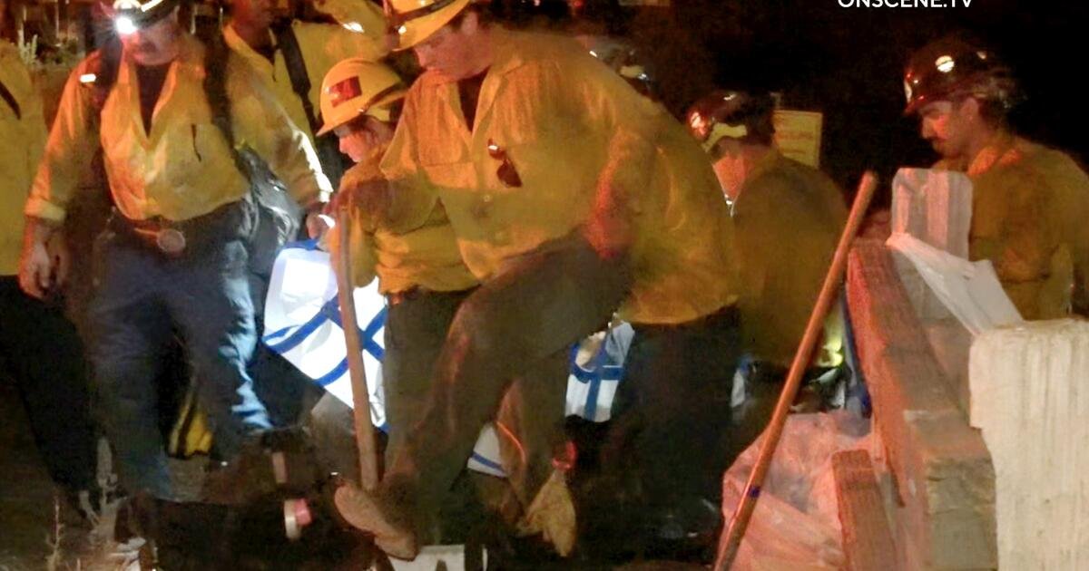 You are currently viewing Three firefighters injured battling wildfire in San Bernadino Mountains