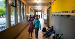 Read more about the article Contributor: California schools are on the frontlines of fighting homelessness. Now they have funding.