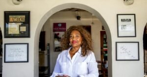 Read more about the article Sky’s Gourmet Tacos closes on Pico Boulevard after 34 years
