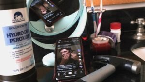 Read more about the article Looksmaxxing trend signals mentorship gap for young men, pundit says
