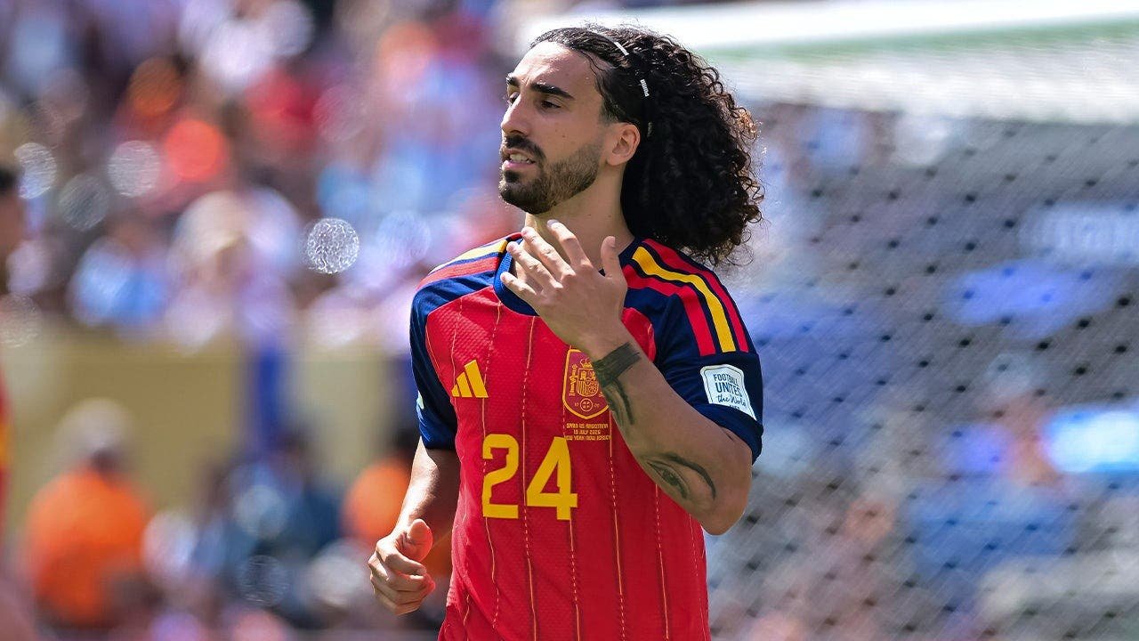 You are currently viewing Spanish soccer player makes good on his promise to get tattoo of team’s manager after World Cup win