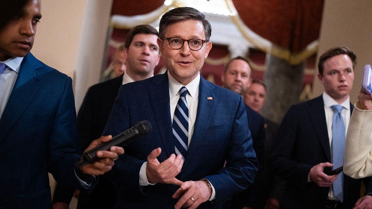 Read more about the article House GOP passes legislation to avoid pre-election shutdown