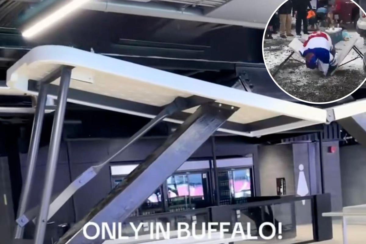 You are currently viewing Bills fans notice incredibly unique ‘broken table’ detail in new stadium