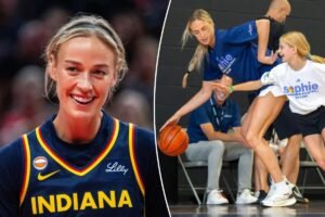Read more about the article Sophie Cunningham says women ‘shouldnât have to go against biological men’ in sports