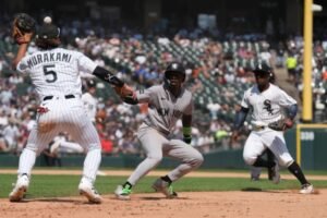 Read more about the article Jazz Chisholm Jr. exits in 11th with what Yankees believe was just cramps