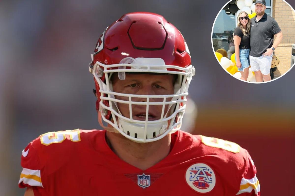 You are currently viewing Jordan Devey’s parents fear ex-NFLer may have suffered from CTE before suicide at 38