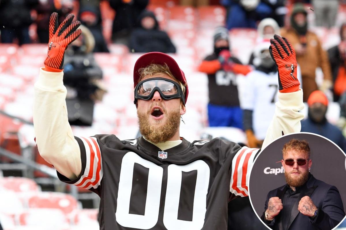You are currently viewing Polarizing boxer Jake Paul makes outrageous NFL claim: ‘Quite easy’