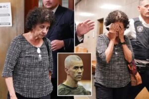 Read more about the article UWS stabbing suspectâs mom cries out in court, prosecutors reveal son yelled âAllahu Akbarâ 3 times during alleged hate-filled rampage