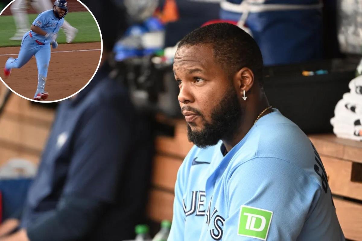 You are currently viewing Vladimir Guerrero Jr. leaves game with hamstring injury in potential Blue Jays nightmare