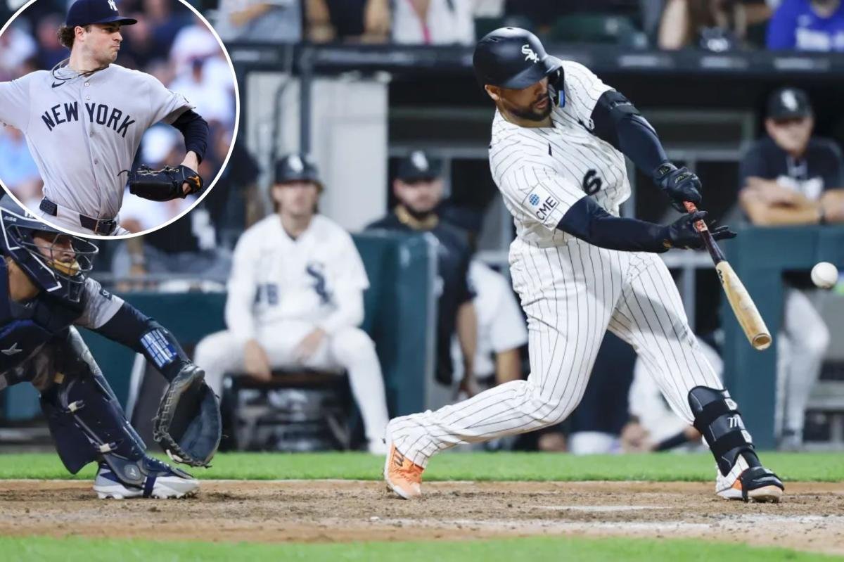 You are currently viewing Yankees blow late leads in crushing 12-inning loss to White Sox